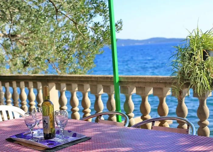 Apartmani Valerija I Joso