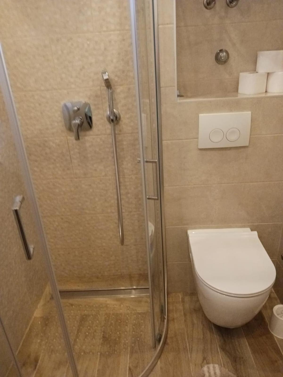 Valerija I Joso Apartman Bibinje